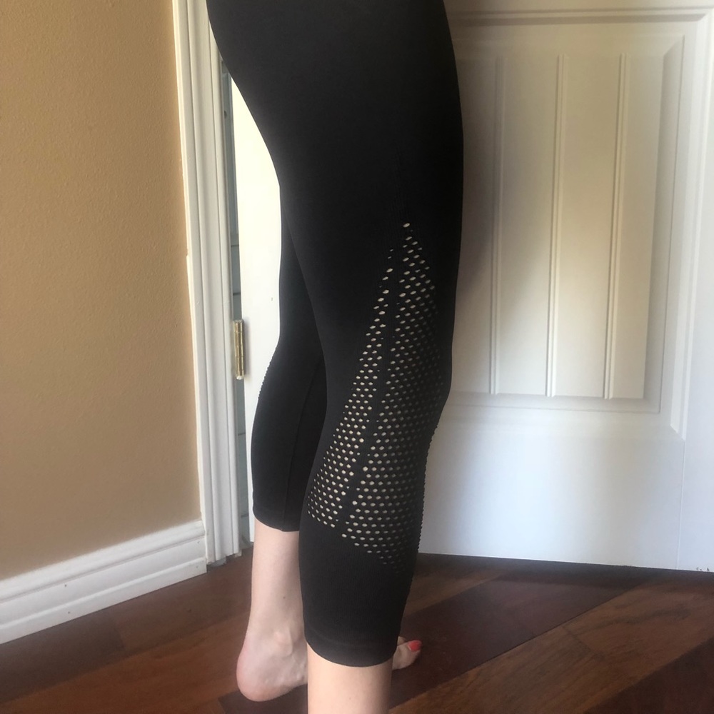 Athlete compression leggings